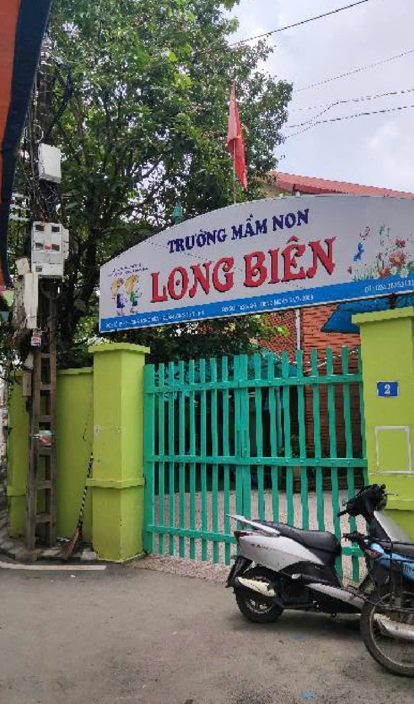 BÁN GẤP NHÀ LONG BIÊN_LÔ GÓC_NGÕ THÔNG RỘNG 51M2_GIÁ CHỈ 5.X TỶ